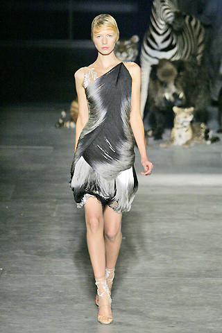 paris fashion week spring summer 2009 alexander mcqueen silk dress Paris