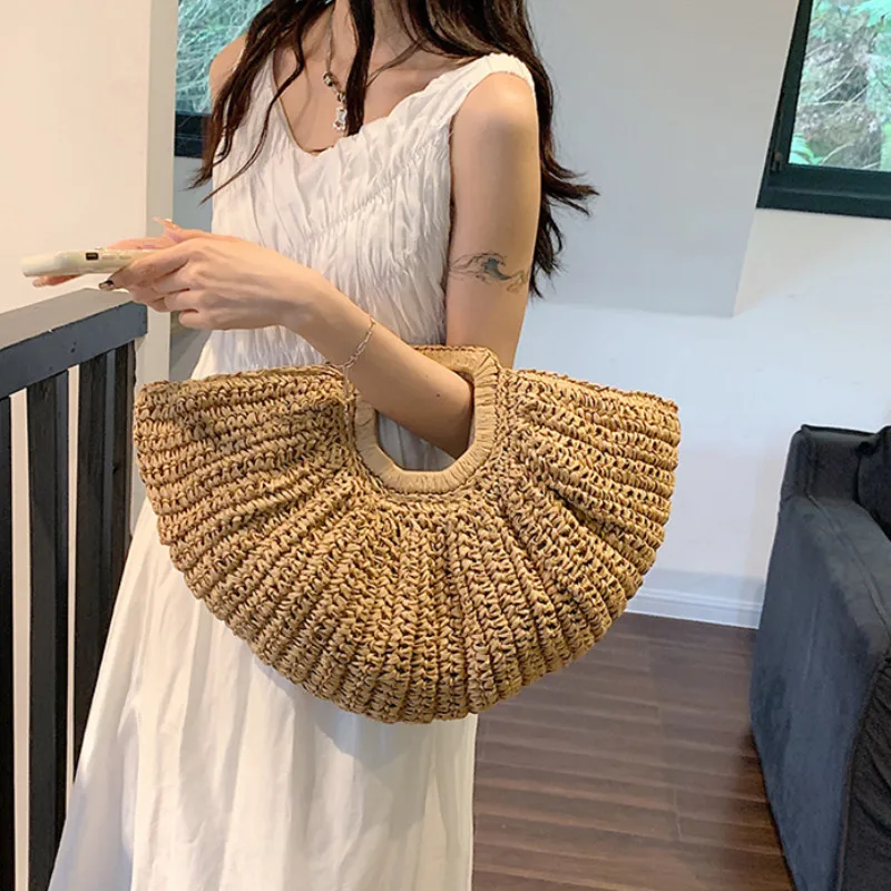 Straw Country Curve Bucket Bag 1