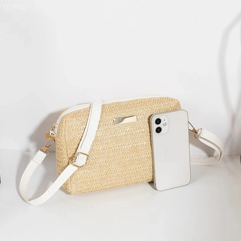 Straw Twist Knitted Sling Bag 5