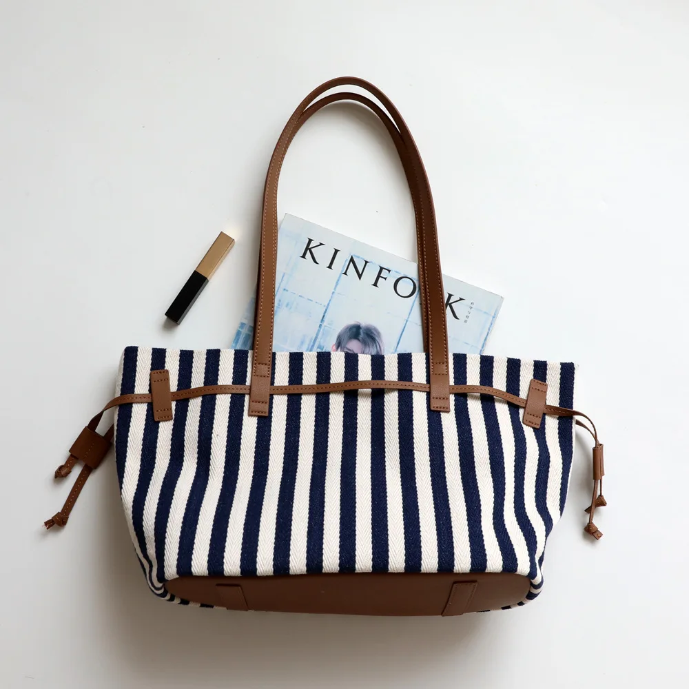 Canvas Large Capacity Striped Tote 2