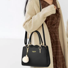 Vegan Leather Glamour Grip Tote 3