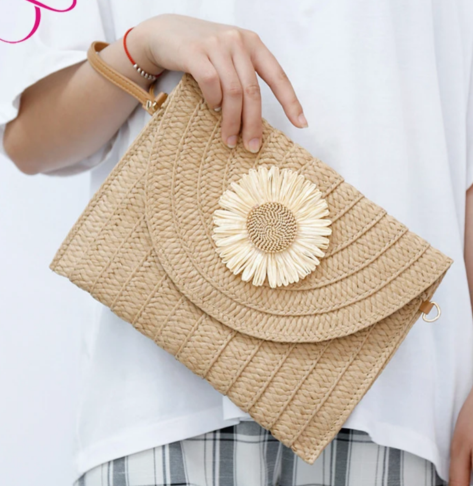 Straw Vibrant Knit Envelope Bag 2